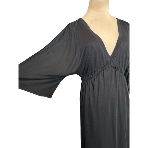 Velvet by Graham & Spencer Black V-Neck Knee Length Dress size Medium - Picture 8 of 16